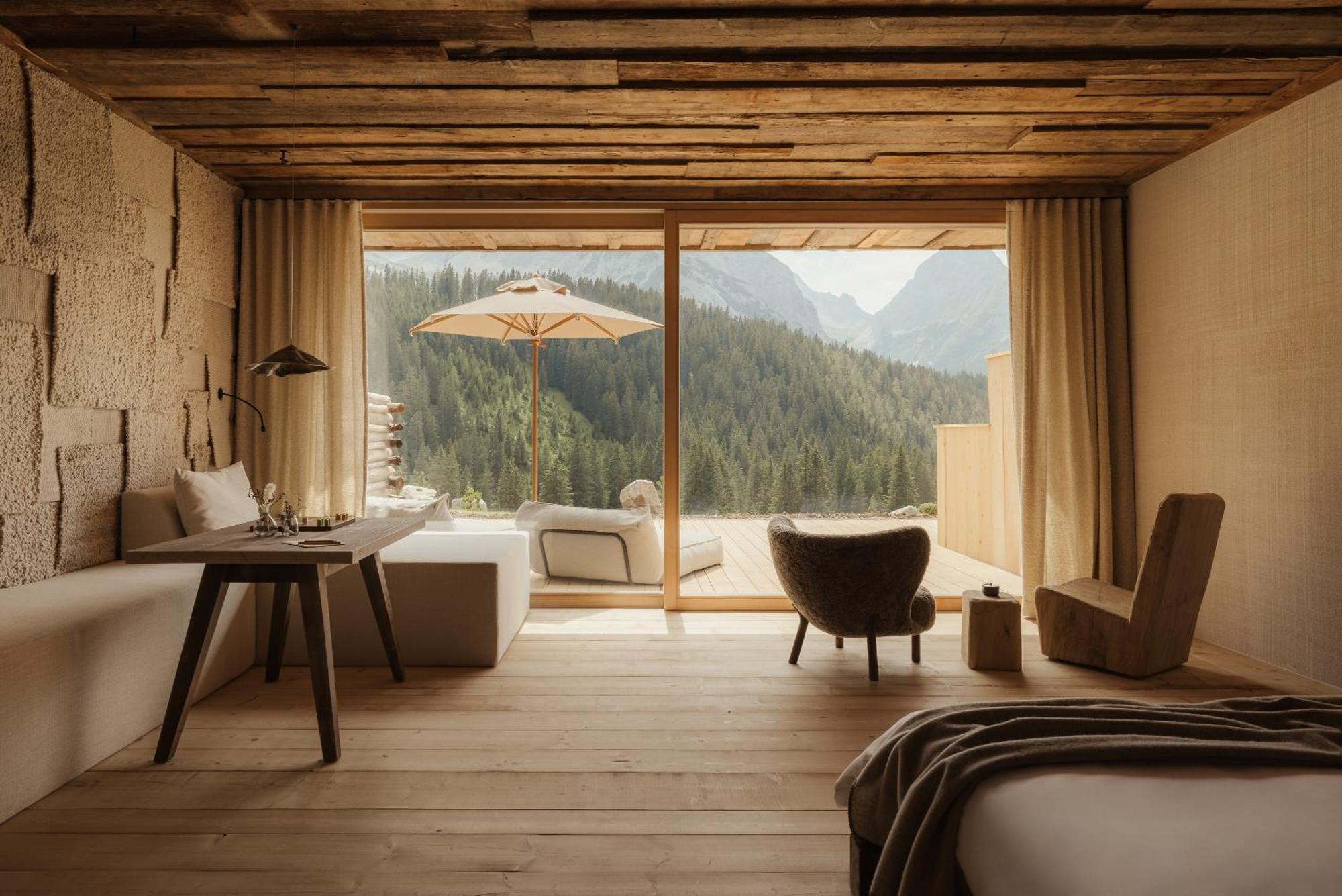 Eriro Hotel Ehrwald Buitenkant foto